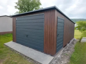 Famintás garázs egyirányú tetővel