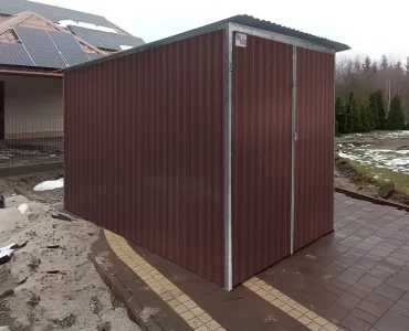 Mobilgarázs 2x3 m, féltetős, kétszárnyú kapu, sötétbarna