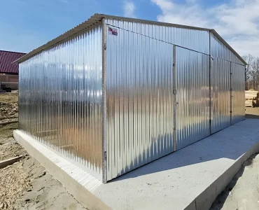 Mobilgarázs 6x6 m, kétállásos, nyeregtetős, kétszárnyú kapu, horganyzott