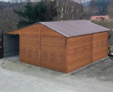Mobilgarázs 6x5,5 m, kétállásos, nyeregtetős, billenő kapu, fautánzatú, 3 m előtető