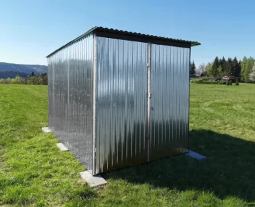 Mobilgarázs 2x3 m, féltetős, kétszárnyú kapu, horganyzott