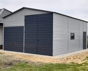 Lemezcsarnok 6x8 m, nyeregtetős, billenő kapu, alumínium