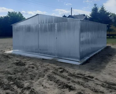 Mobilgarázs 6x5 m, kétállásos, nyeregtetős, kétszárnyú kapu, horganyzott