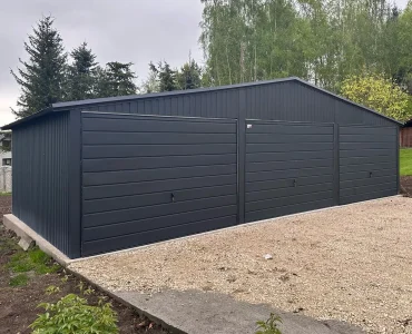 Mobilgarázs 9x6 m, háromállásos, nyeregtetős, billenő kapu, grafit