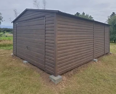 Mobilgarázs 4x6 m, nyeregtetős, billenő kapu, sötétbarna
