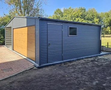 Mobilgarázs 10x6 m, nyeregtetős, szekcionált kapu, fautánzatú grafit