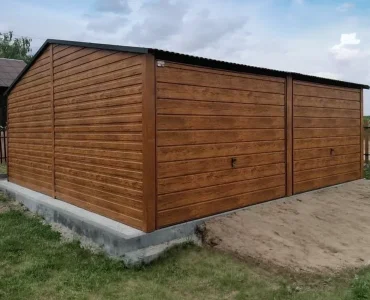 Mobilgarázs 6x6 m, kétállásos, nyeregtetős, billenő kapu, fautánzatú – Modell 5