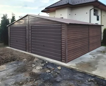 Mobilgarázs 7x6 m, kétállásos, nyeregtetős, billenő kapu, fautánzatú