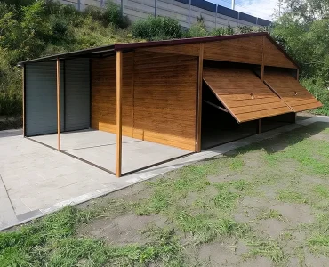 Mobilgarázs 6x5 m, kétállásos, nyeregtetős, billenő kapu, fautánzatú, 1 m előtető