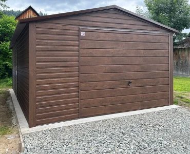 Mobilgarázs 4x6 m, nyeregtetős, billenő kapu, fautánzatú – Modell 3