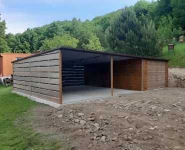 Mobilgarázs 3x6 m, féltetős, billenő kapu, fautánzatú, 6 m előtető